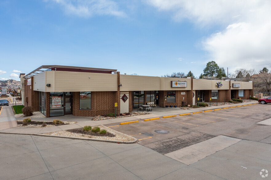 1025 W Garden Of The Gods Rd, Colorado Springs, CO à louer - Photo principale – Image 1 sur 3