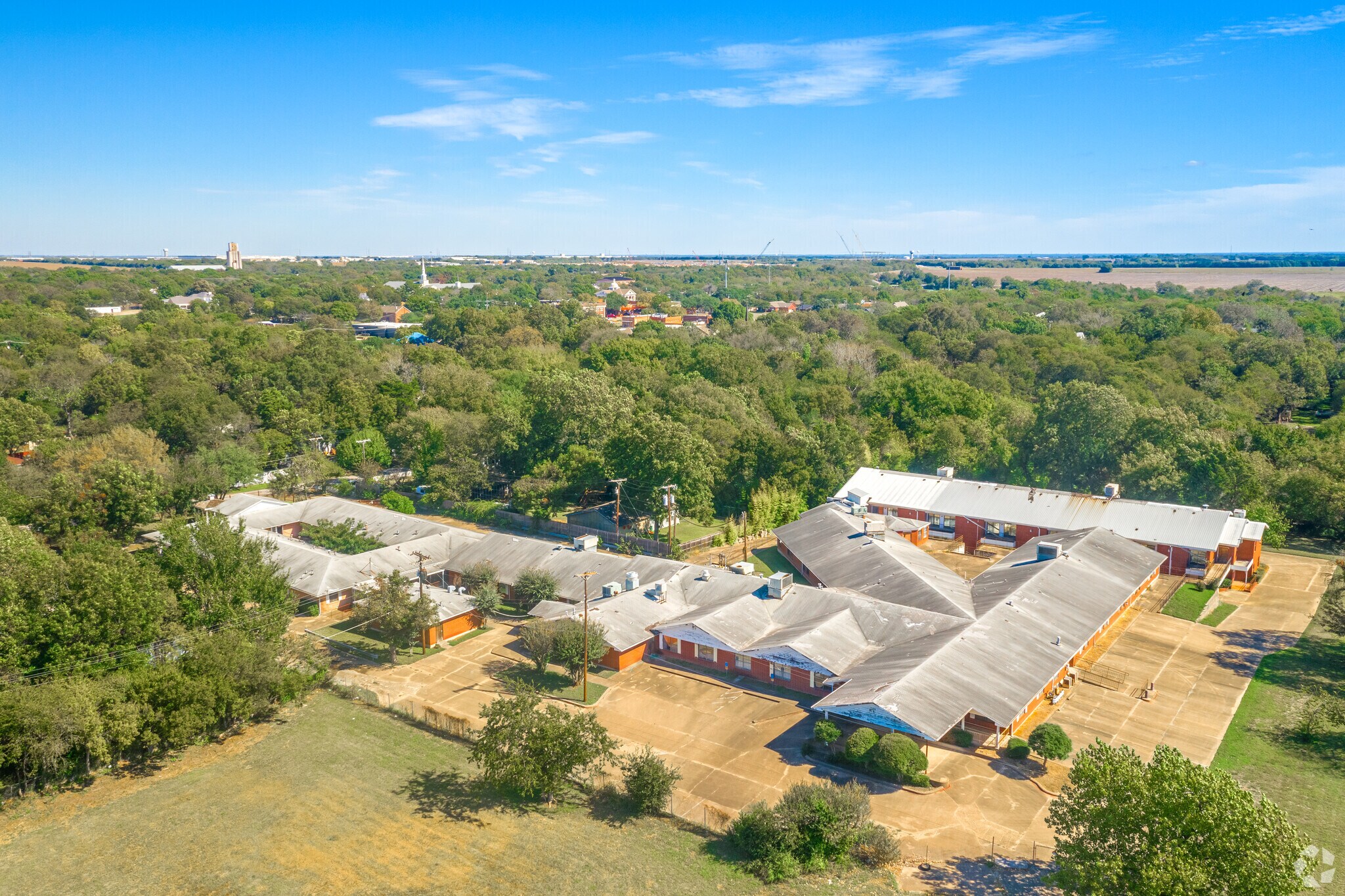 123 Lions Club Park Rd, Lancaster, TX à vendre Aérien– Image 1 sur 5
