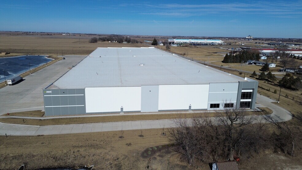 2600 20th Ave SW, Altoona, IA à louer - Photo de l’immeuble – Image 3 sur 6