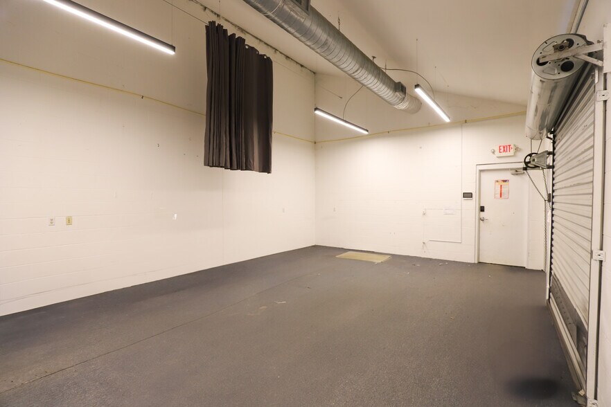 13723 NW US Highway 441, Alachua, FL à louer - Photo intérieure – Image 3 sur 13