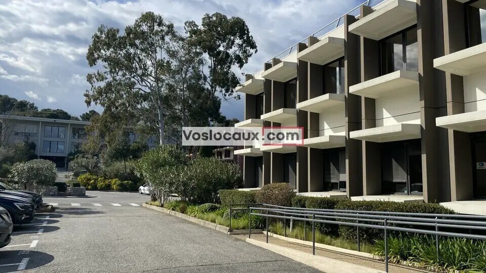Bureau dans SOPHIA ANTIPOLIS à louer - Photo de l’immeuble – Image 2 sur 7