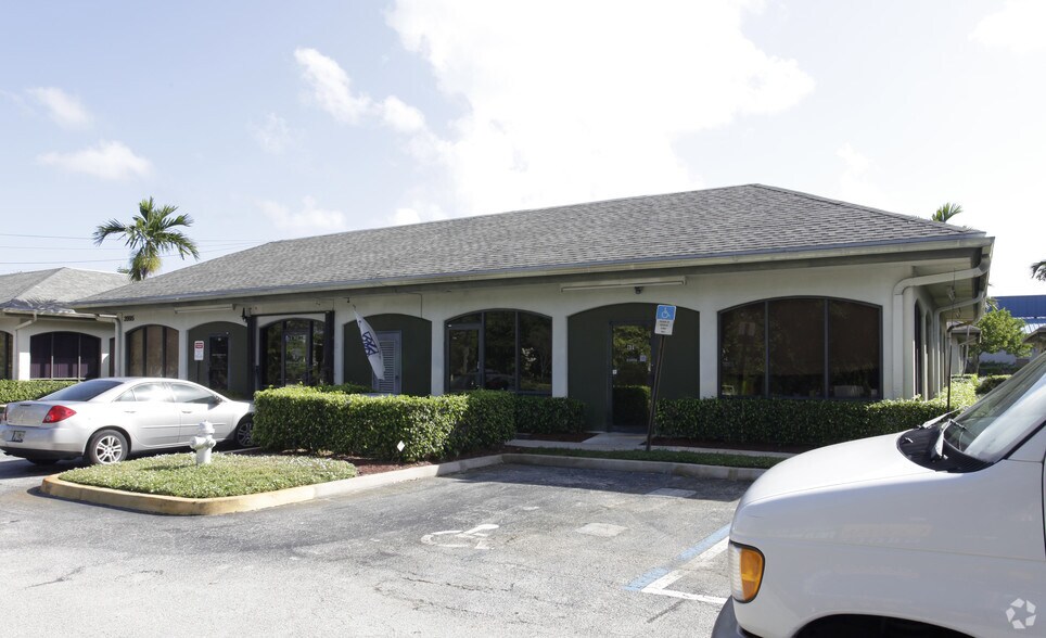 2895 S Federal Hwy, Delray Beach, FL à vendre - Photo de l’immeuble – Image 2 sur 3
