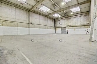 Bureau dans Saint-Ouen-sur-Seine à louer Photo intérieure– Image 1 sur 1