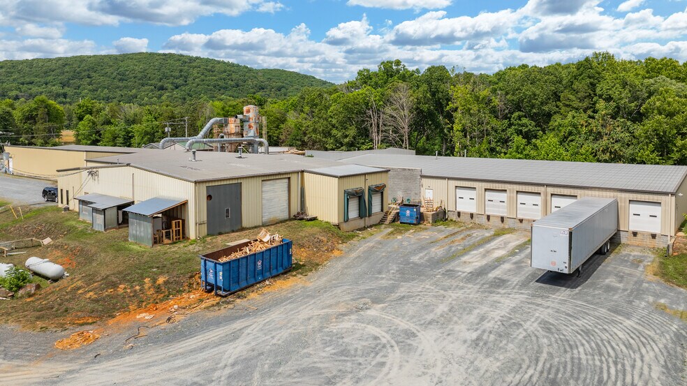 1228 Green Farm Rd, Asheboro, NC à vendre - Photo de l’immeuble – Image 3 sur 12