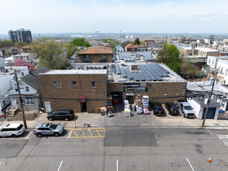 6605-6609 Smith Ave, North Bergen, NJ à vendre - Photo de l’immeuble – Image 1 sur 3