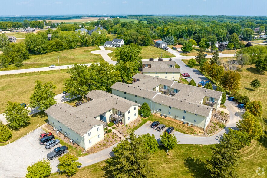73 Manor Dr, Park View, IA à vendre - Aérien – Image 2 sur 9