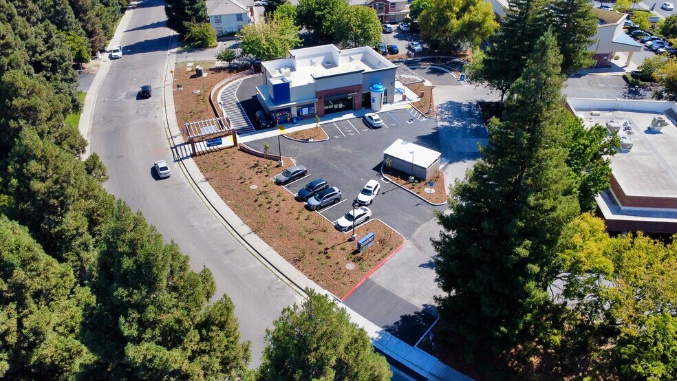 1561 Corporate way, Sacramento, CA à louer - Photo de l’immeuble – Image 3 sur 7