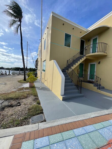 1318 N Ocean Blvd, Hollywood, FL à vendre - Photo de l’immeuble – Image 3 sur 44