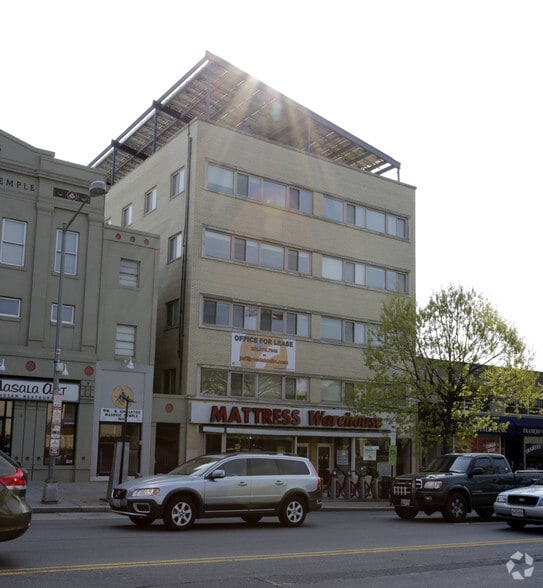 4000 Albemarle St NW, Washington, DC à louer - Photo de l’immeuble – Image 1 sur 7