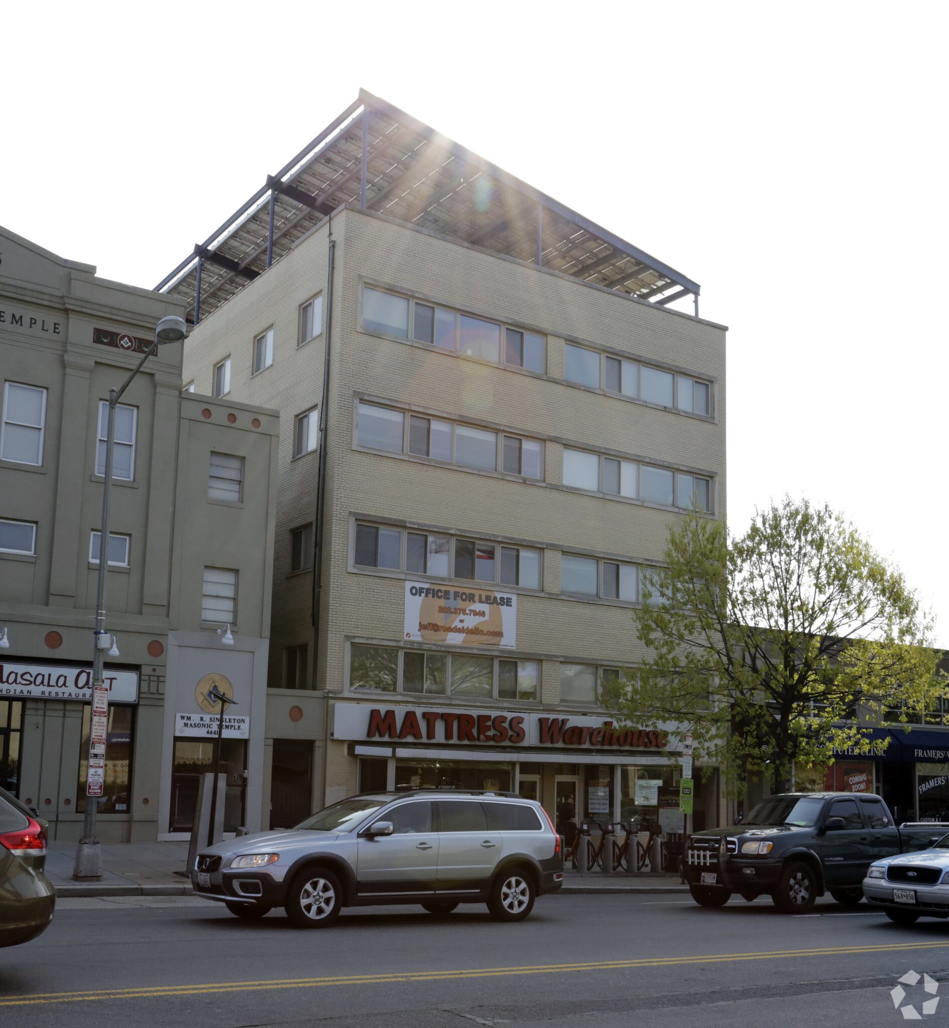 4000 Albemarle St NW, Washington, DC à louer Photo de l’immeuble– Image 1 sur 8