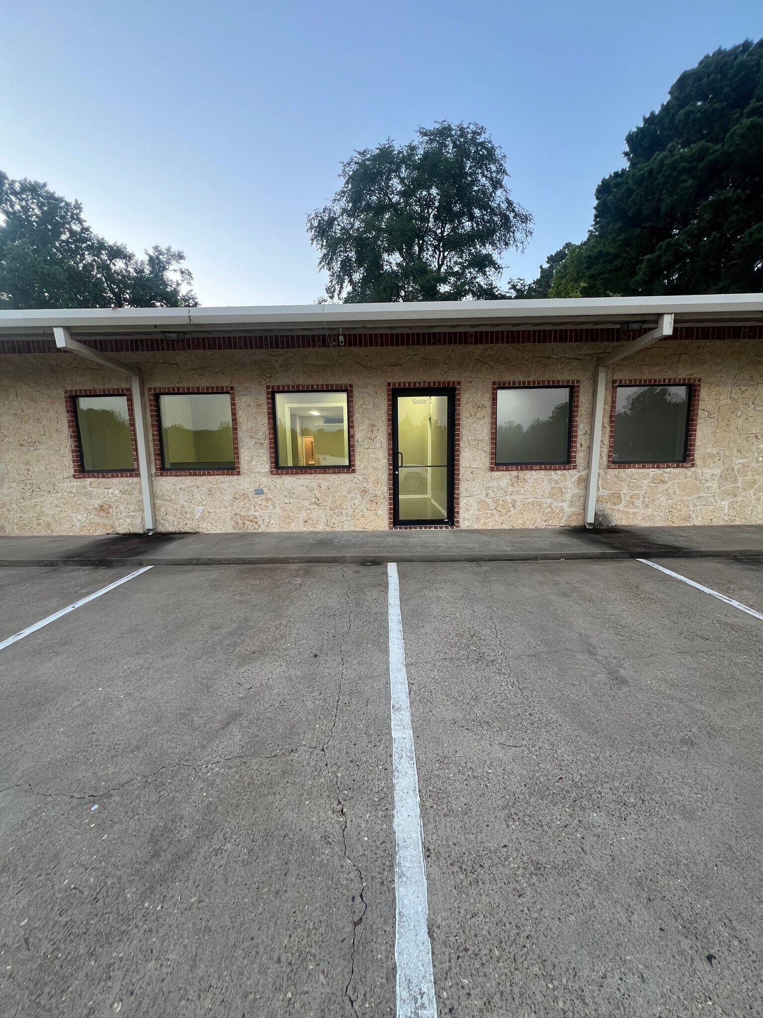 6725 E US Highway 80, Longview, TX à louer Photo de l’immeuble– Image 1 sur 6