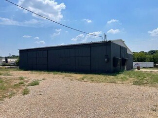 Plus de détails pour 1010 E Clarendon Dr, Dallas, TX - Industriel/Logistique à louer