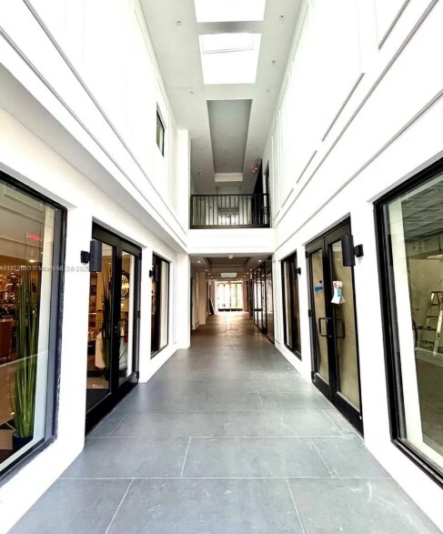 2700 SW 3rd Ave, Miami, FL à louer - Photo de l’immeuble – Image 2 sur 14