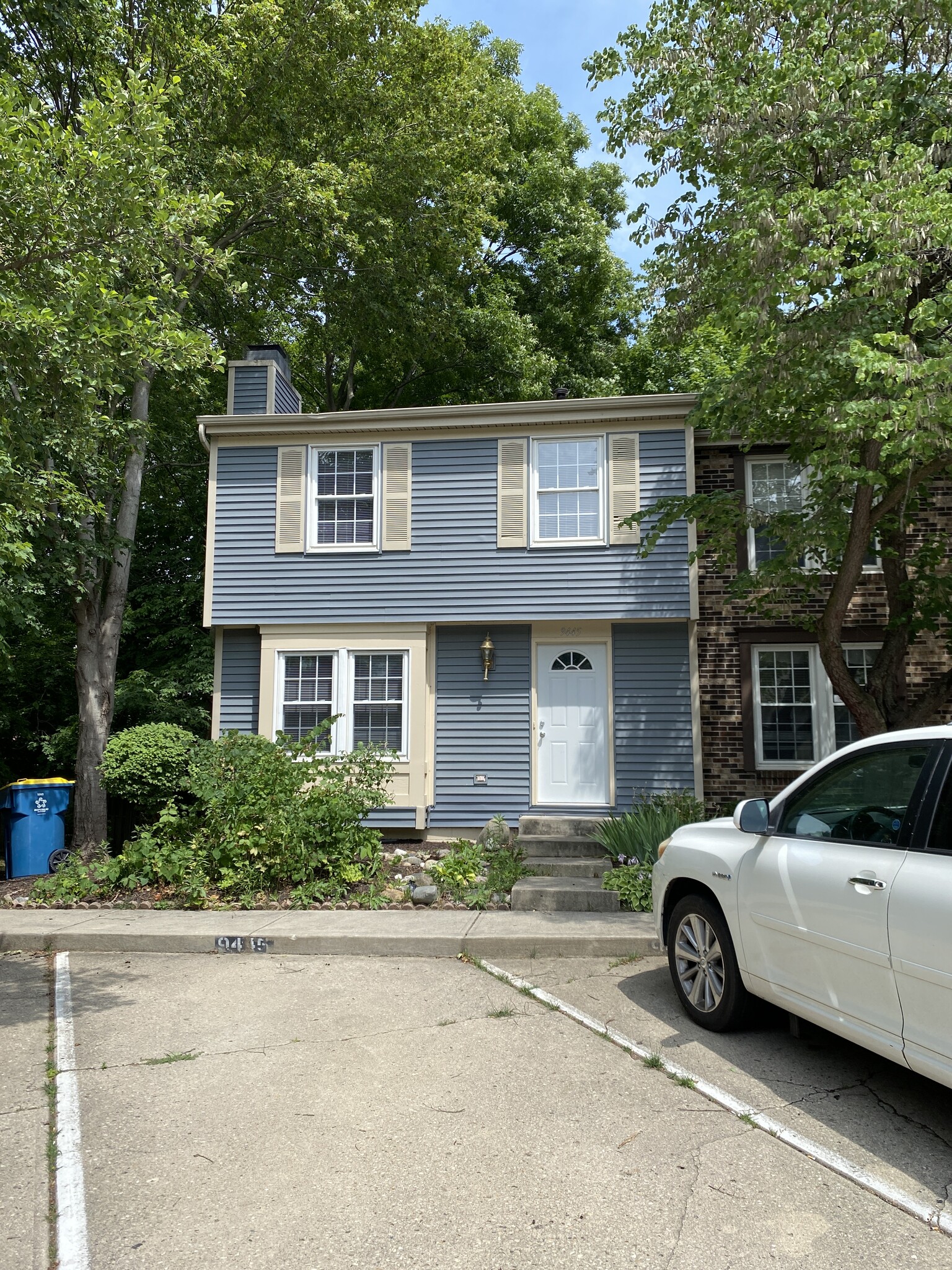 9445 Timber View Dr, Indianapolis, IN à vendre Photo principale– Image 1 sur 2