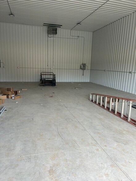 4947 Lockport Rd, Lockport, NY à louer - Photo intérieure – Image 2 sur 3