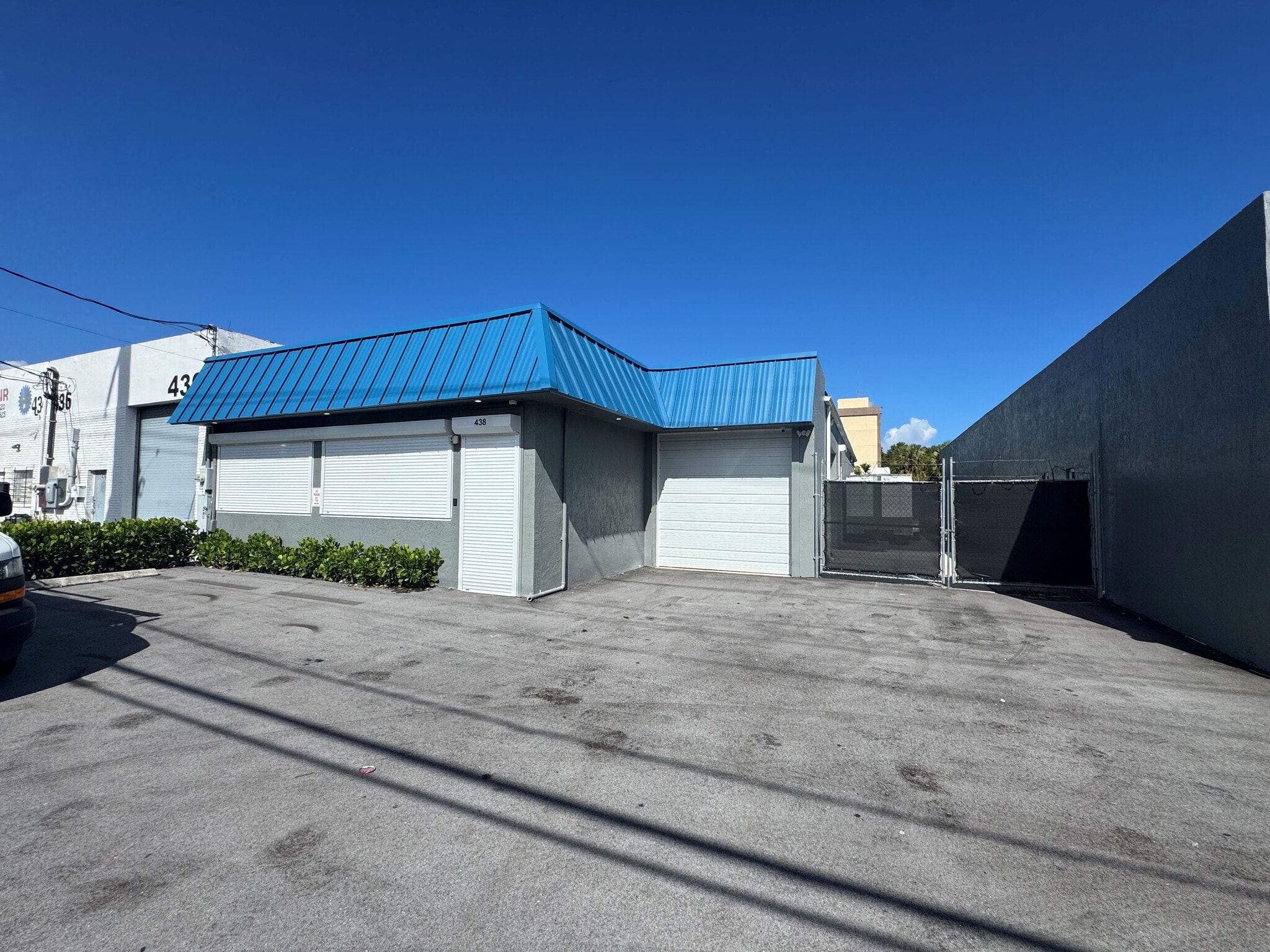 442 S Dixie Hwy, Pompano Beach, FL à louer Photo intérieure– Image 1 sur 1