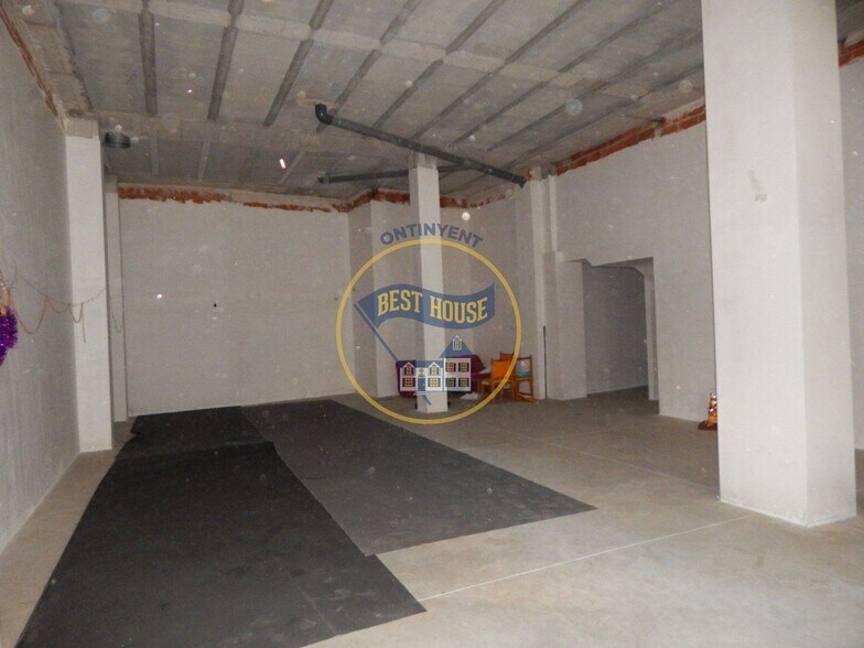 Local commercial dans Ontinyent, Valencia à louer - Photo de l’immeuble – Image 2 sur 7