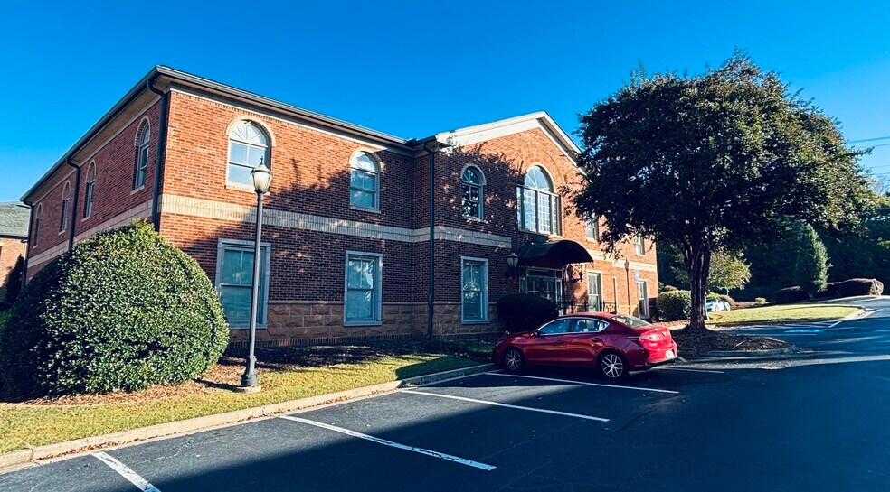 4080 McGinnis Ferry Rd, Alpharetta, GA à vendre - Photo de l’immeuble – Image 2 sur 3