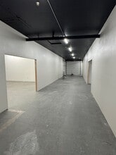 12715 Miller Rd NE, Bainbridge Island, WA à louer Photo intérieure– Image 2 sur 5