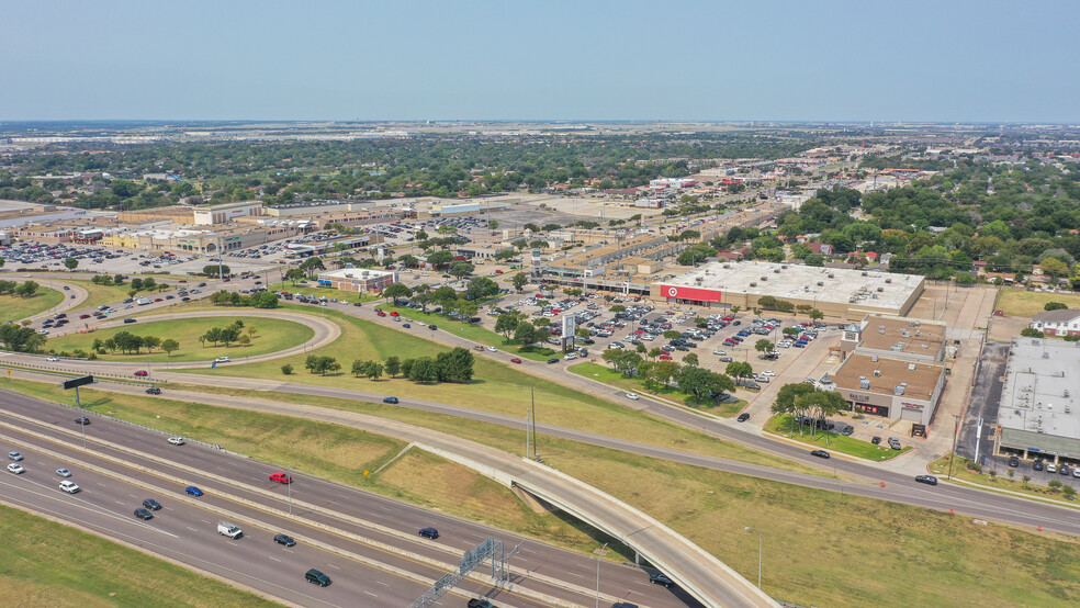 3301-3401 W Airport Fwy, Irving, TX à louer - Photo de l’immeuble – Image 3 sur 5