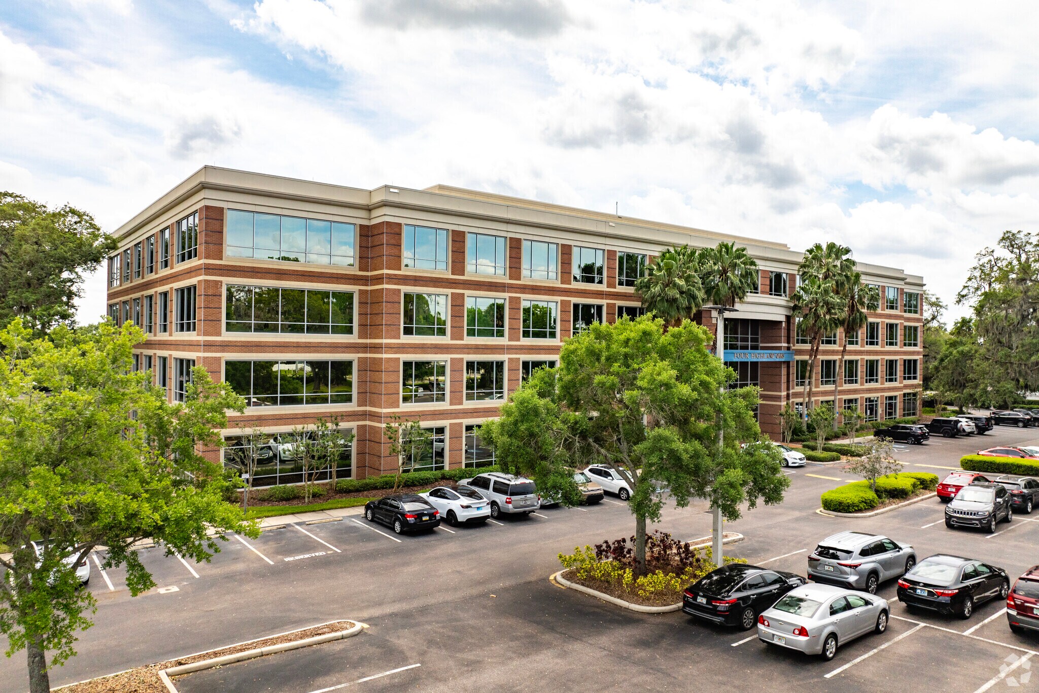 4042 Park Oaks Blvd, Tampa, FL à louer Photo de l’immeuble– Image 1 sur 11