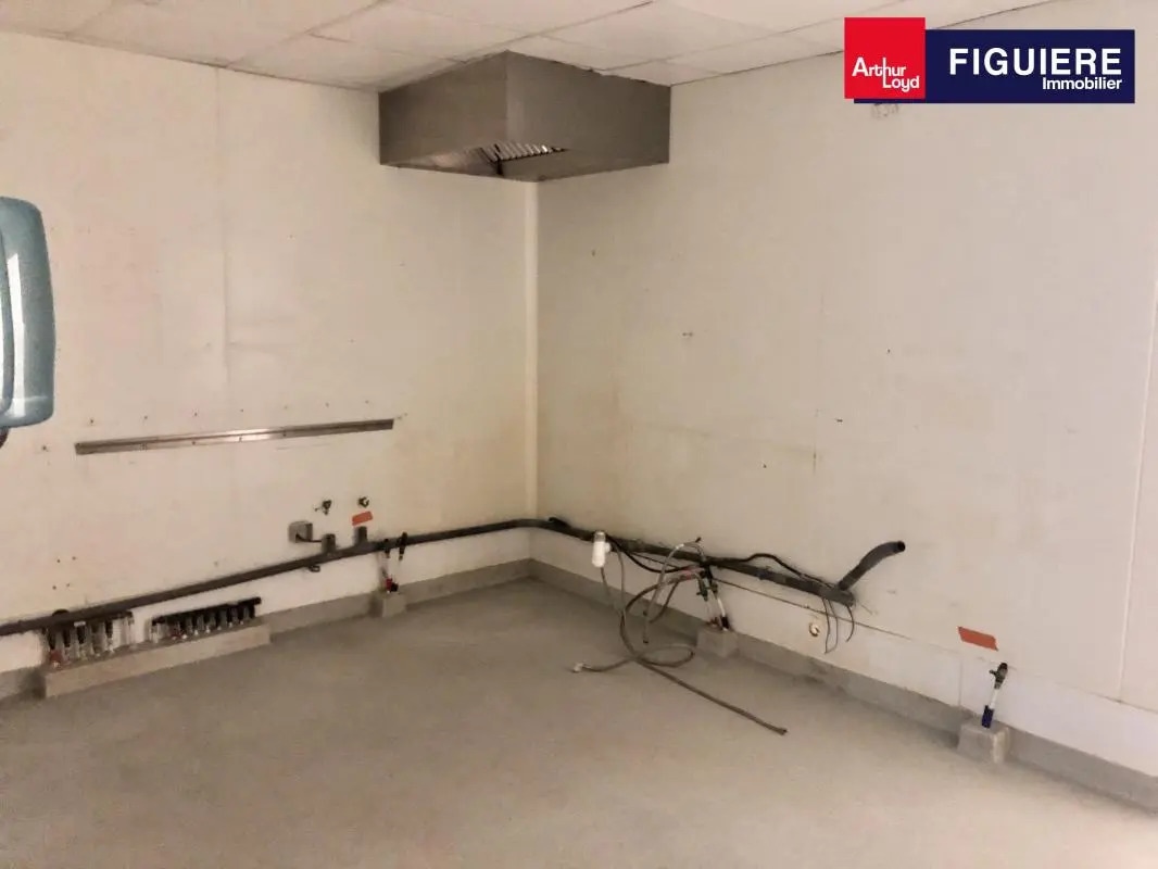 Place Jules Morgan, Salon-de-Provence à louer Photo intérieure– Image 1 sur 12