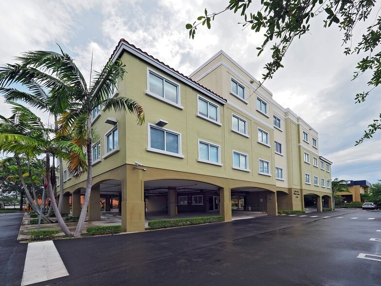 11285 SW 211th St, Miami, FL à louer - Photo de l’immeuble – Image 3 sur 10
