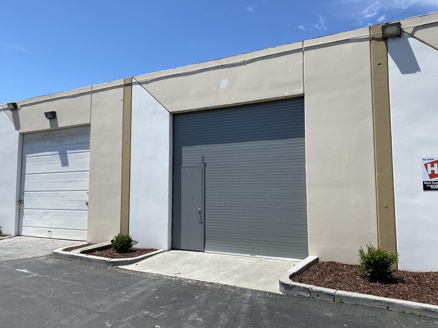 5221 Central Ave, Richmond, CA à louer Photo intérieure– Image 1 sur 3