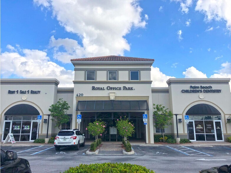 420 S State Road 7, Royal Palm Beach, FL à louer - Photo de l’immeuble – Image 2 sur 5