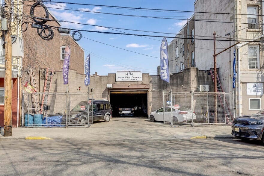 46-48 4th St, Passaic, NJ à vendre - Photo de l’immeuble – Image 1 sur 17
