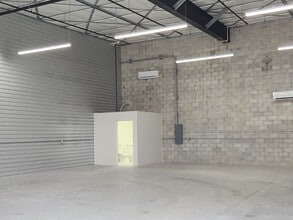 3026 E Riverside Dr, Fort Myers, FL à louer Photo intérieure– Image 2 sur 4