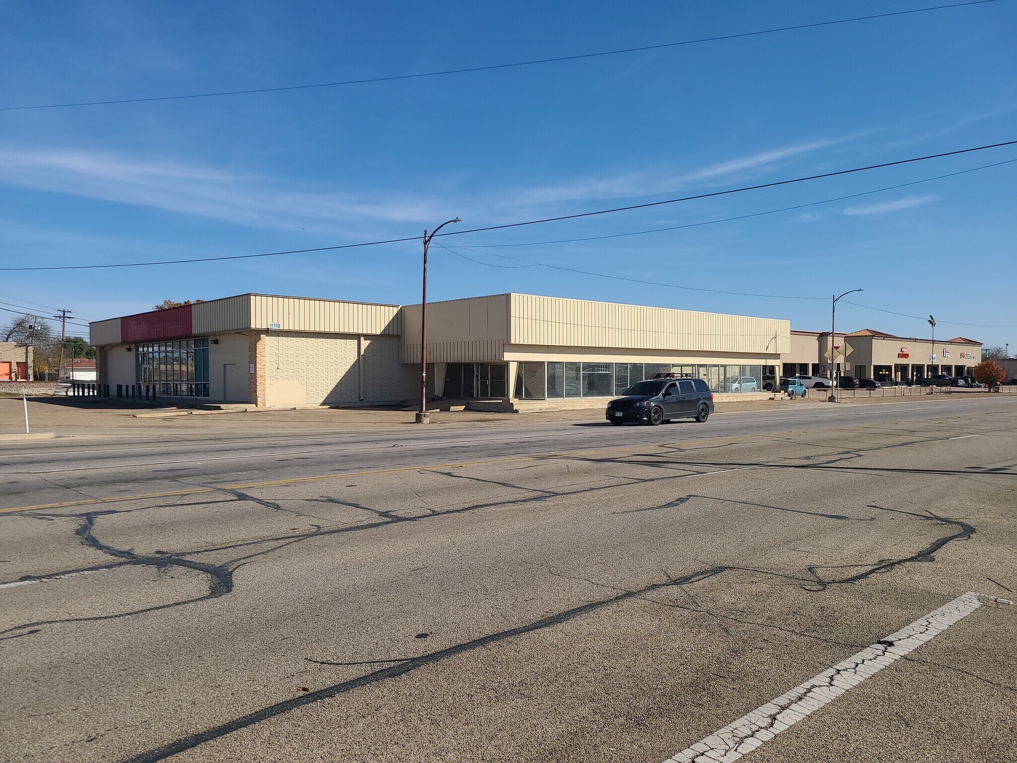 1115 W Veterans Memorial Blvd, Killeen, TX à louer Photo principale– Image 1 sur 26