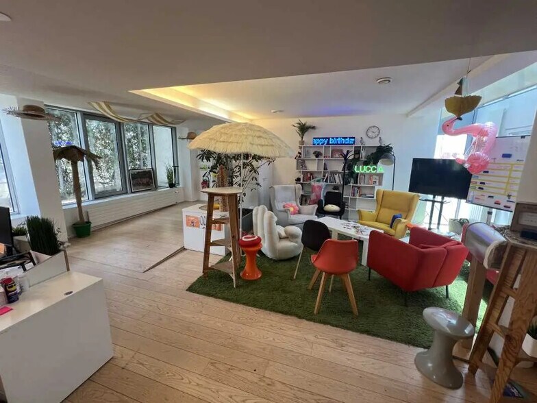 Bureau dans Nantes à louer - Photo de l’immeuble – Image 3 sur 12