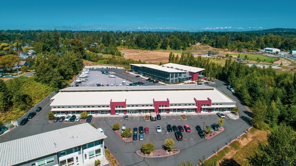 909 Squalicum Way, Bellingham, WA à louer - Photo de l’immeuble – Image 1 sur 14