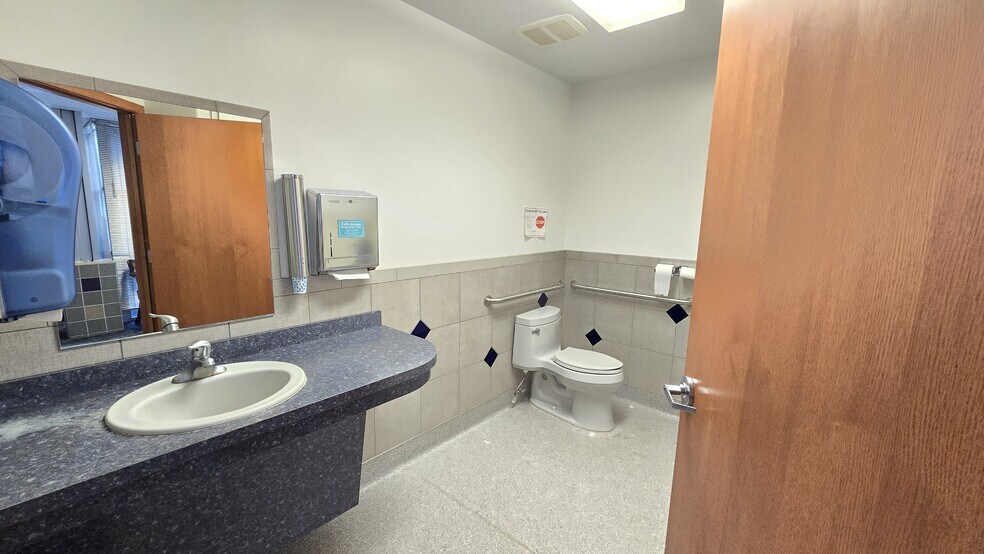 260 Falls Ave, Twin Falls, ID à louer - Photo de l’immeuble – Image 1 sur 9
