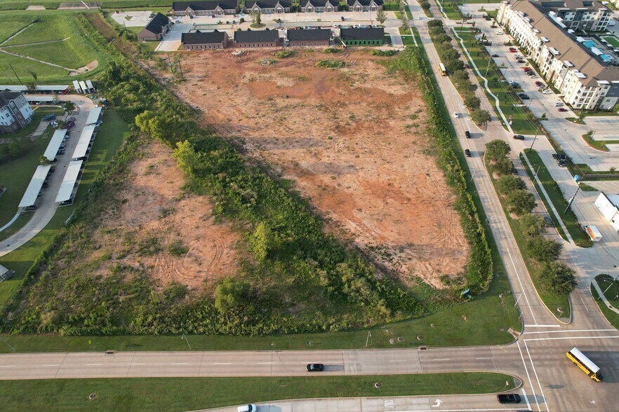 Bellaire Blvd & Peek Rd, Richmond, TX à louer - Photo de l’immeuble – Image 2 sur 6