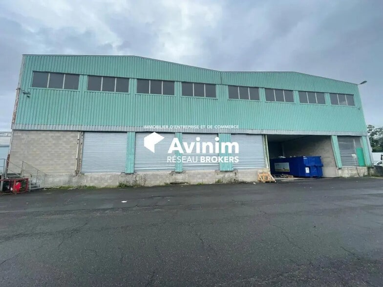 Industriel/Logistique dans Mitry-Mory à vendre - Photo de l’immeuble – Image 2 sur 10