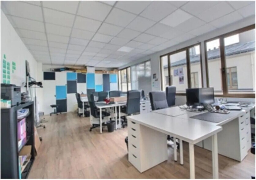 Bureau dans Paris à louer - Photo de l’immeuble – Image 2 sur 5
