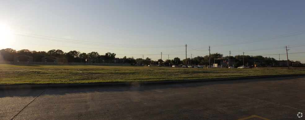 4220 Watters Rd, Pasadena, TX à vendre - Photo principale – Image 1 sur 1