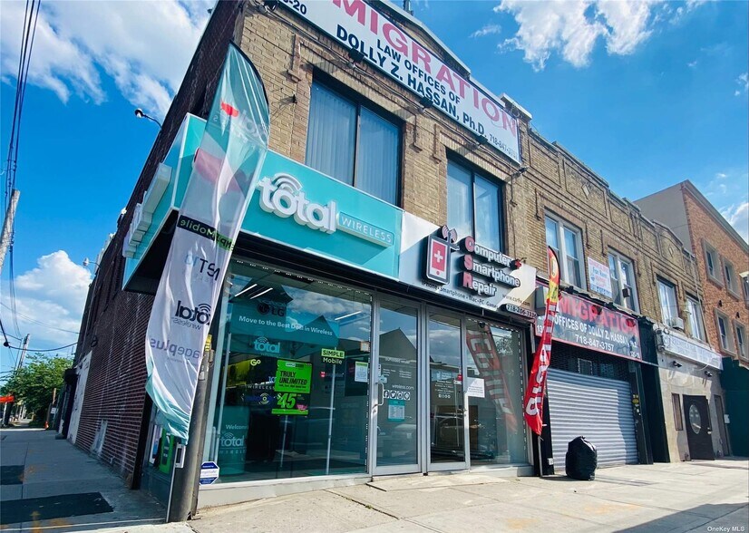 13520 Liberty Ave, South Richmond Hill, NY à vendre - Photo de l’immeuble – Image 2 sur 2
