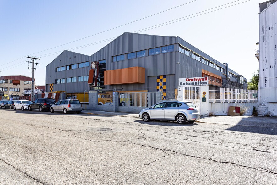 Industriel/Logistique dans Leganés, Madrid à vendre - Photo de l’immeuble – Image 1 sur 2