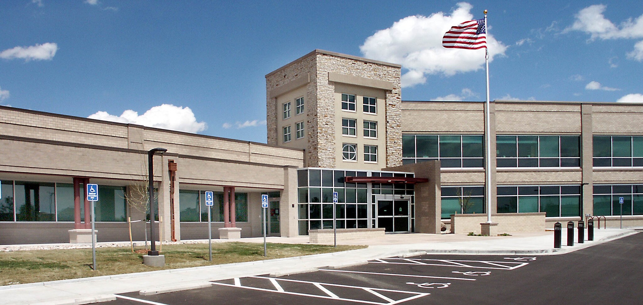 9900 E Iliff Ave, Denver, CO à vendre Photo principale– Image 1 sur 3