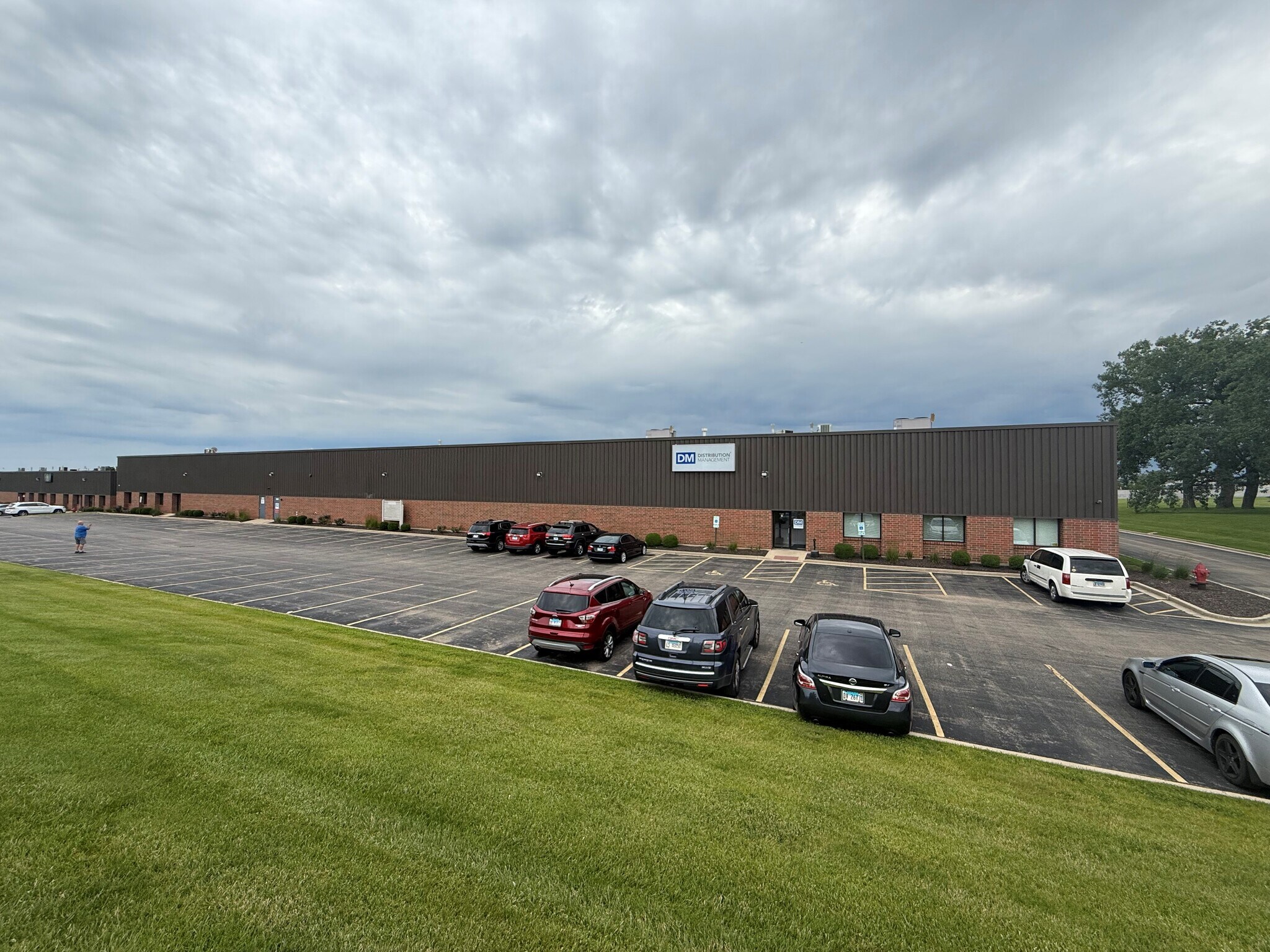 126 Kirkland Cir, Oswego, IL à louer Photo de l’immeuble– Image 1 sur 7