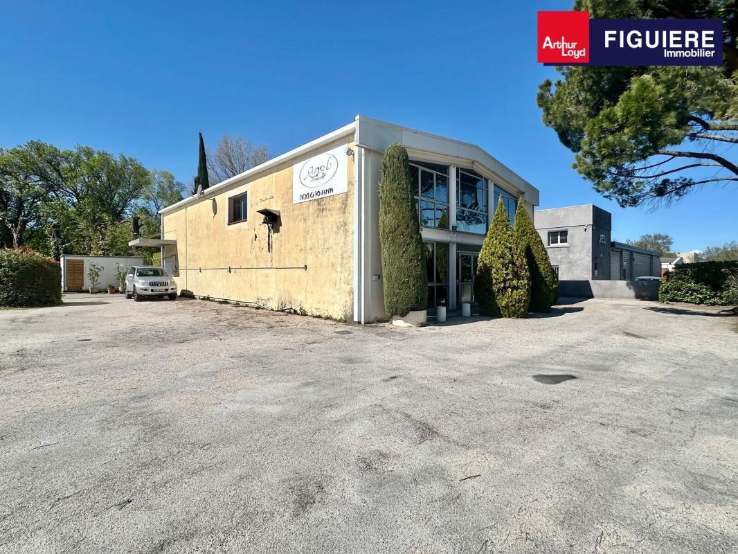 870 Rue Jean Perrin, Aix-en-Provence à louer Photo de l’immeuble– Image 1 sur 21