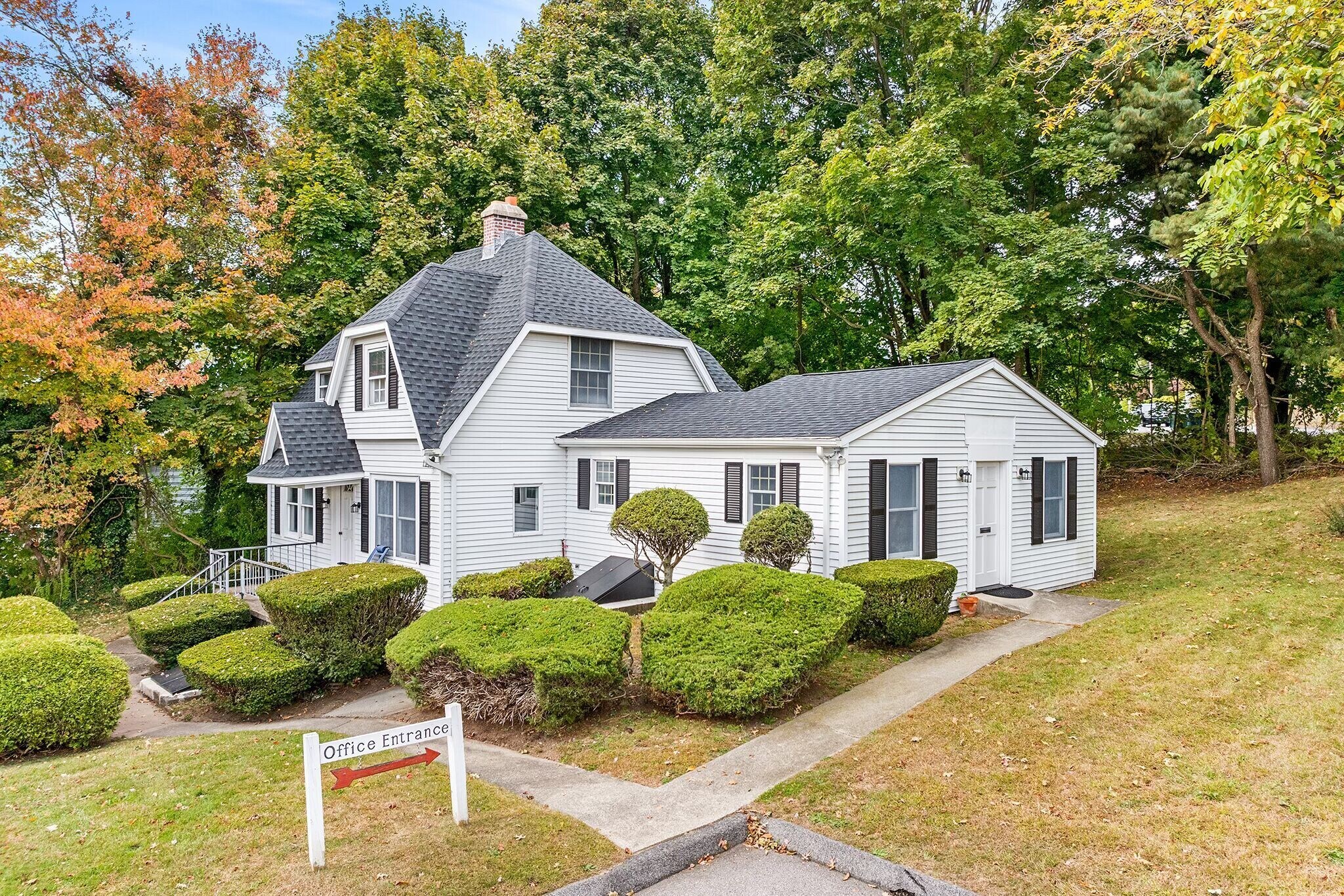 143 Boston Post Rd, Waterford, CT à louer Photo principale– Image 1 sur 19