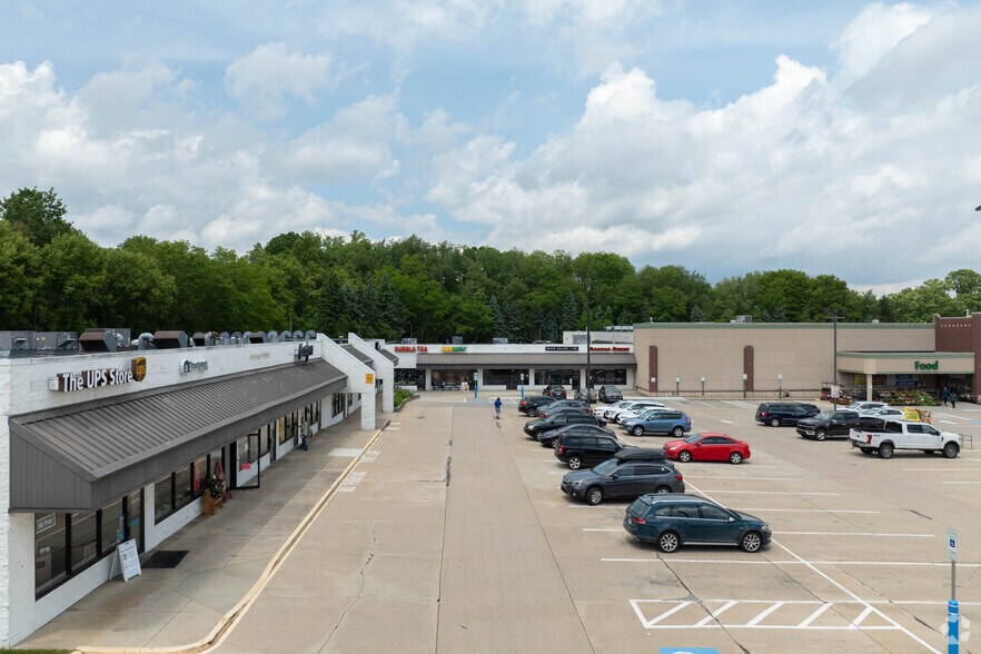 1675-1707 E Main St, Kent, OH à louer - Photo de l’immeuble – Image 2 sur 5