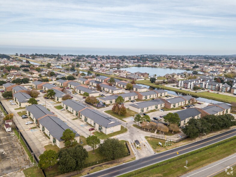 12151 N I-10 Service Rd, New Orleans, LA à vendre - Aérien – Image 2 sur 10