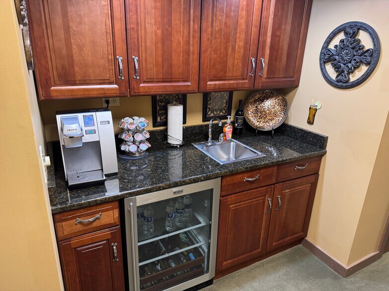 1401 Regency Dr E, Savoy, IL à vendre - Photo intérieure – Image 3 sur 7