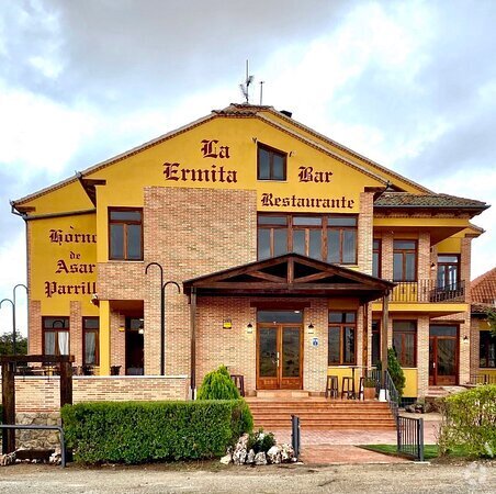 Calle la Ermita, 5, Trescasas, Segovia à louer Photo principale– Image 1 sur 2