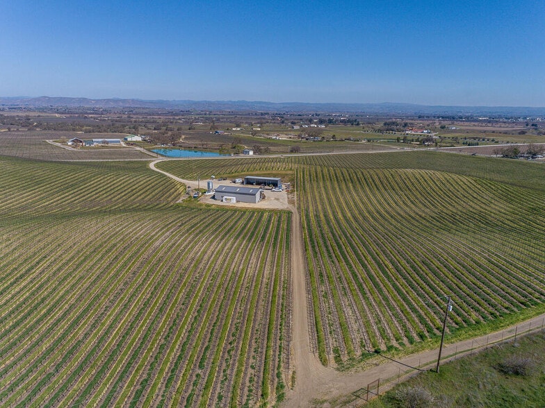 3925 Buena Vista, Paso Robles, CA à vendre - Photo principale – Image 1 sur 20